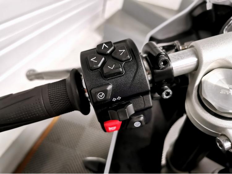 TRIUMPH DAYTONA 660 - Eligible au permis A2