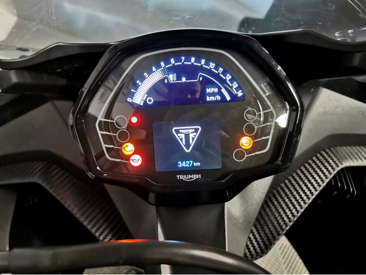 TRIUMPH DAYTONA 660 - Eligible au permis A2