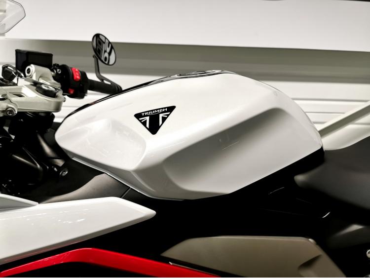 TRIUMPH DAYTONA 660 - Eligible au permis A2