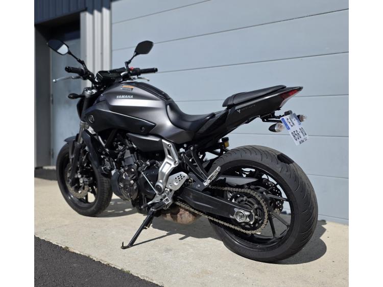 YAMAHA MT-07 A2