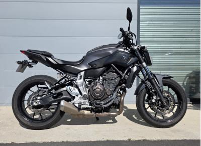 YAMAHA MT-07