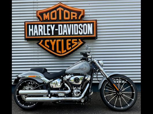 HARLEY-DAVIDSON SOFTAIL BREAKOUT 1923