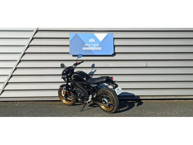 YAMAHA XSR 125 Legacy