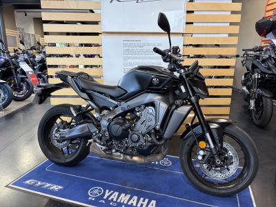 YAMAHA MT-09