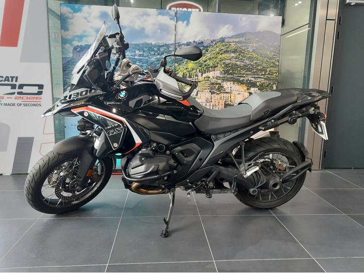 BMW R 1300 GS triple black pack pro