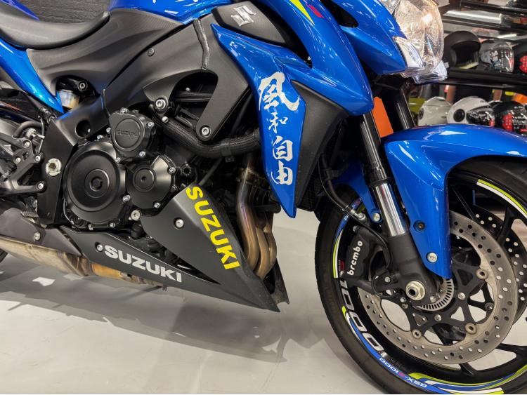 SUZUKI GSX-S 1000