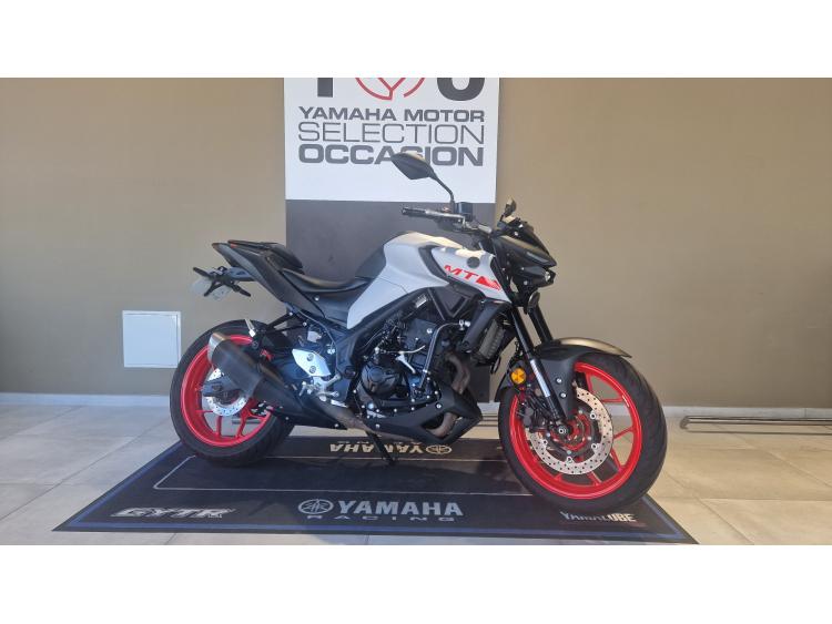YAMAHA MT-03 garantie 12 mois