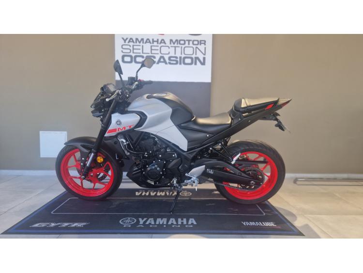 YAMAHA MT-03 garantie 12 mois
