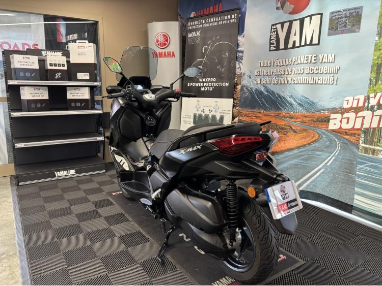 YAMAHA XMAX 300 TECH MAX - GARANTIE CONSTRUCTEUR 05/2026