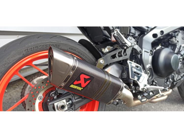 YAMAHA MT-09