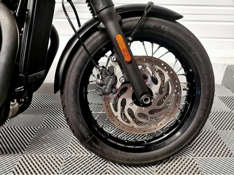 TRIUMPH Bonneville T120 Black