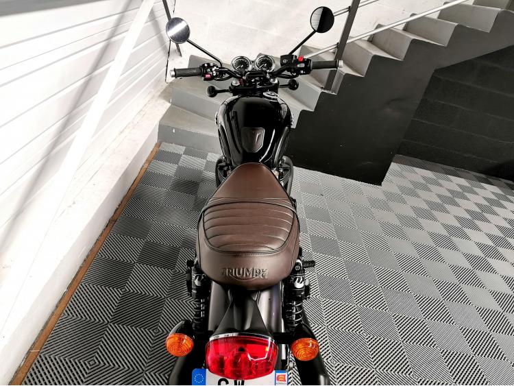 TRIUMPH Bonneville T120 Black