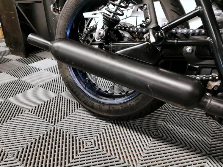 TRIUMPH Bonneville T120 Black