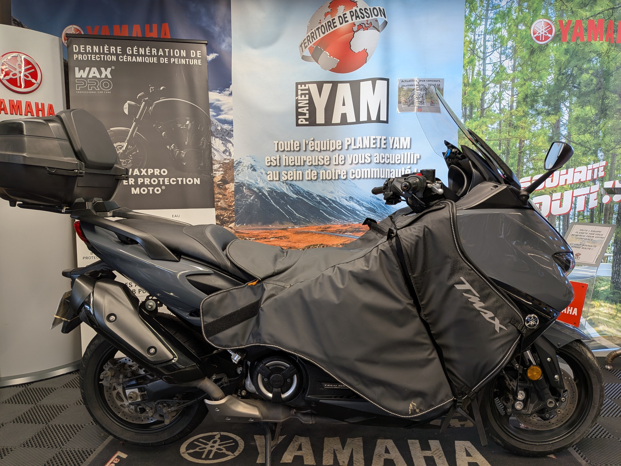 YAMAHA XP T-MAX 560 TECH MAX