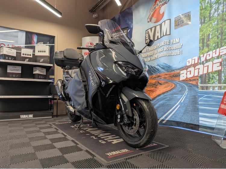 YAMAHA XP T-MAX 560 TECH MAX