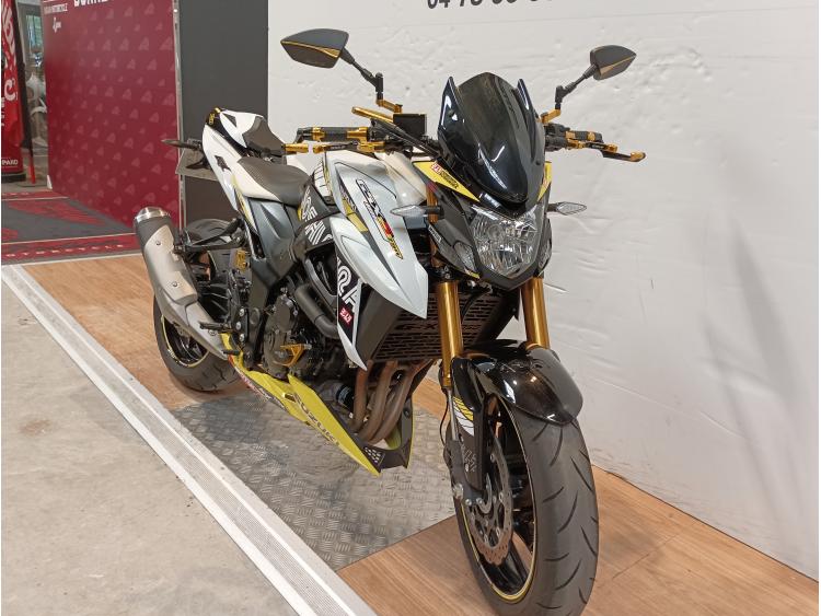 SUZUKI GSX-S 750