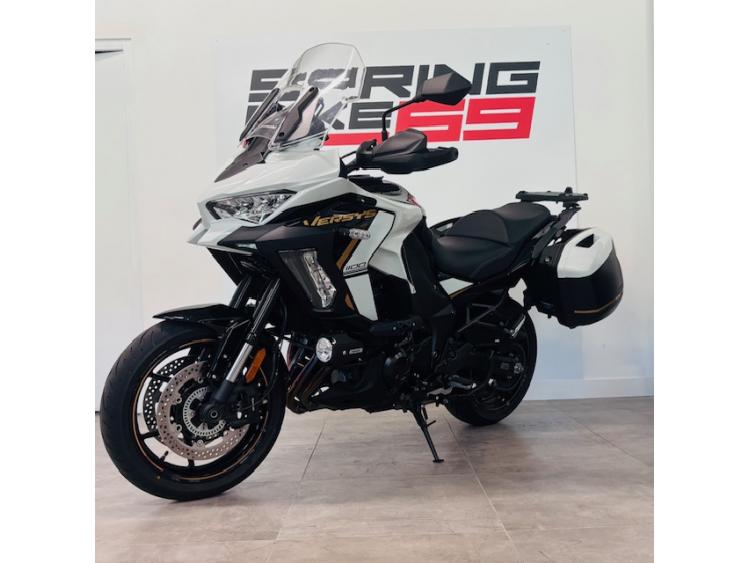 KAWASAKI VERSYS 1100 S 