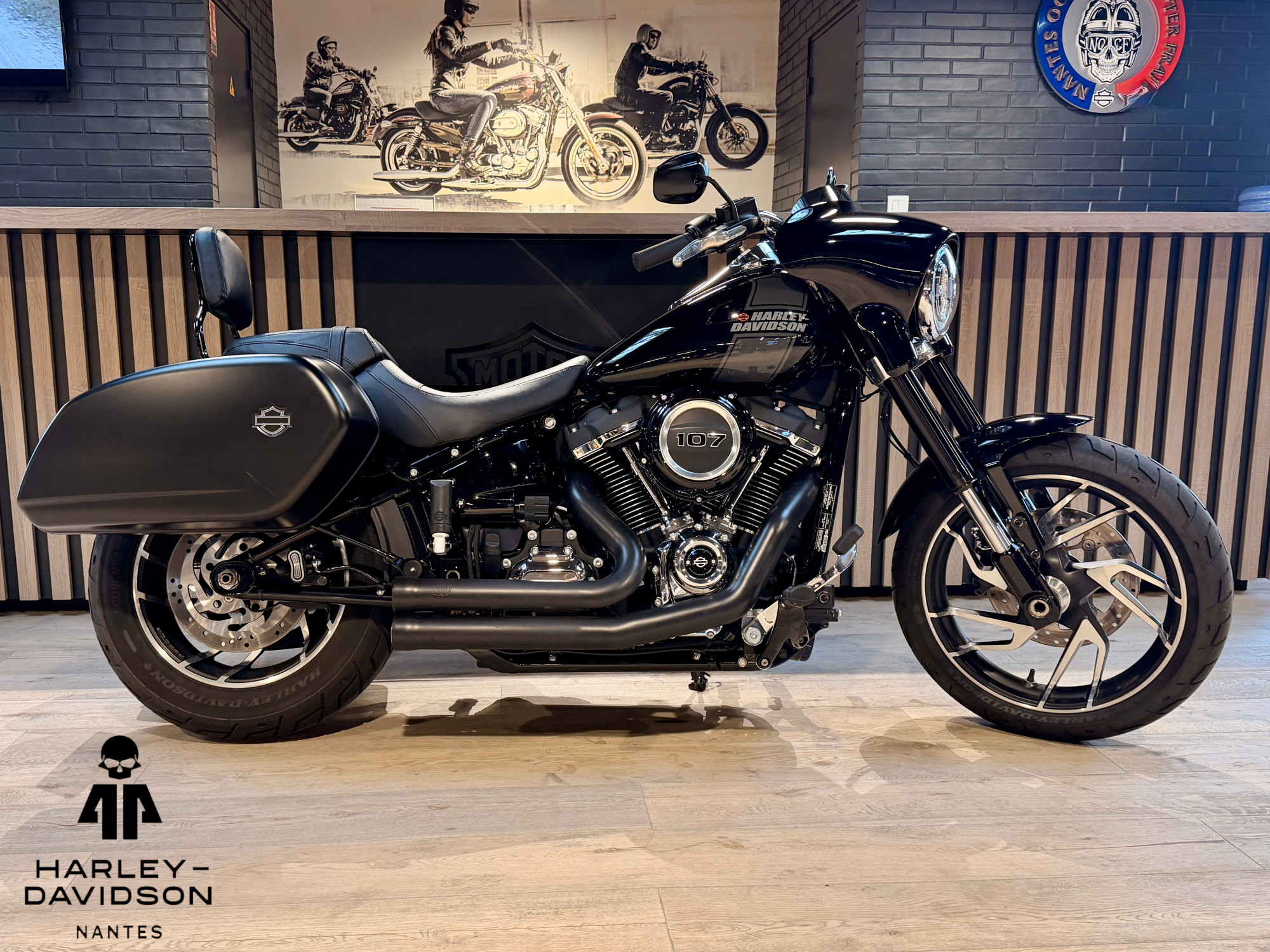 HARLEY-DAVIDSON SOFTAIL SPORT GLIDE 1745