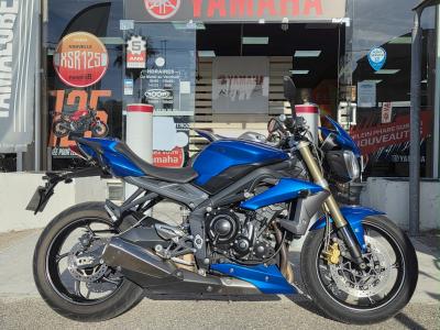 TRIUMPH STREET TRIPLE 675