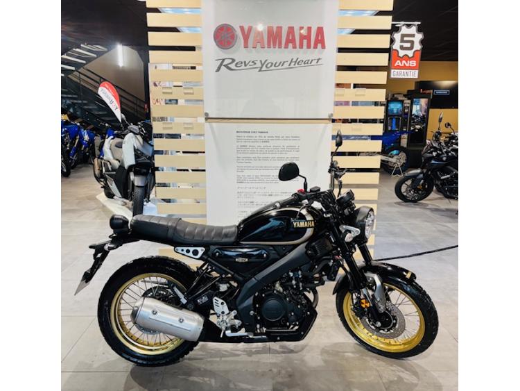 YAMAHA XSR 125 Legacy