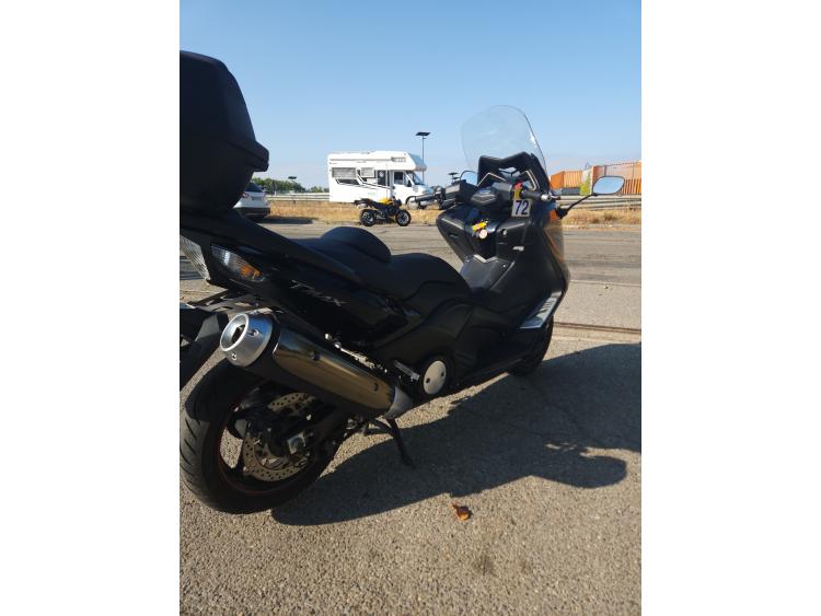YAMAHA XP T-MAX 530