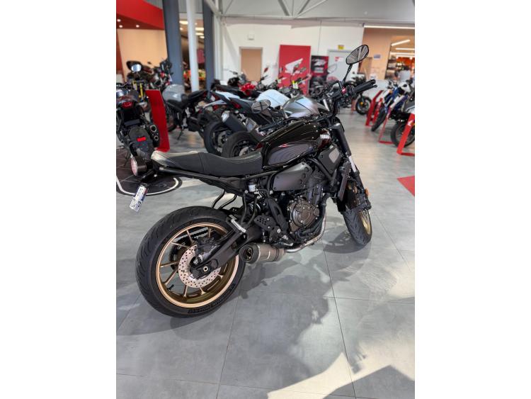 YAMAHA XSR 700
