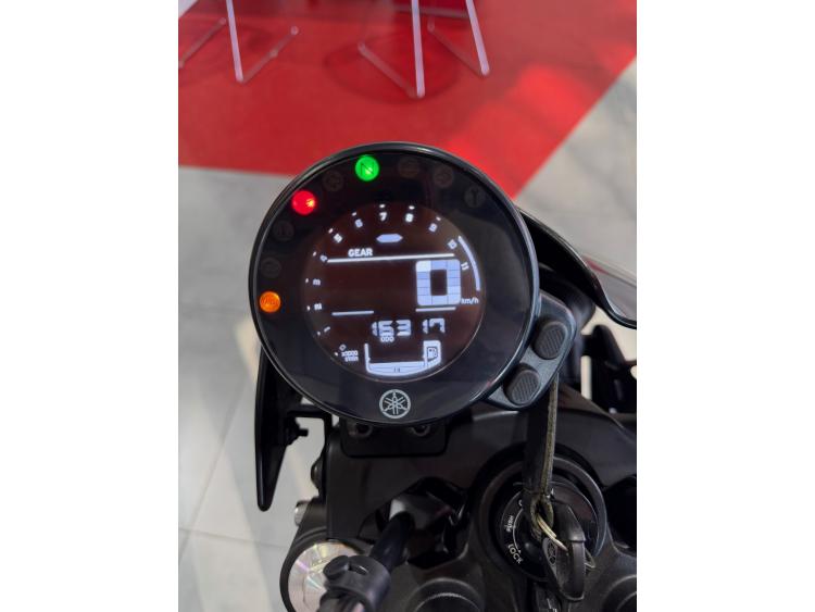 YAMAHA XSR 700