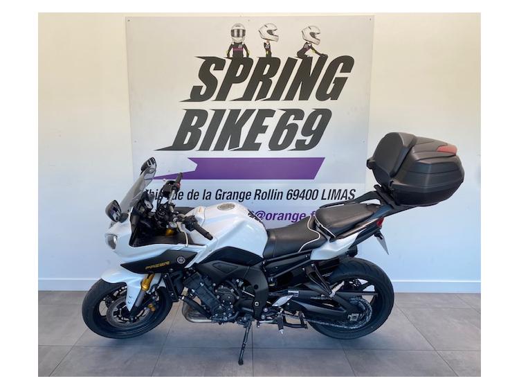YAMAHA FZ8 S