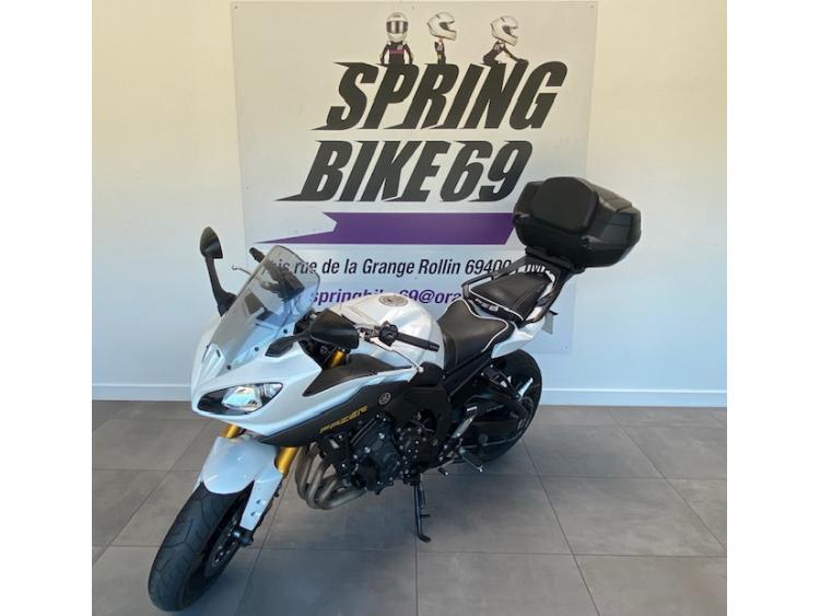 YAMAHA FZ8 S