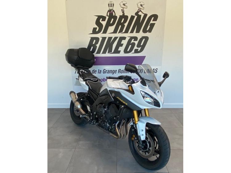 YAMAHA FZ8 S