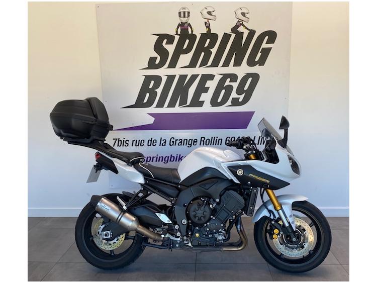 YAMAHA FZ8 S