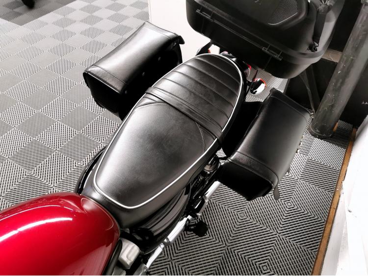 TRIUMPH BONNEVILLE T120 