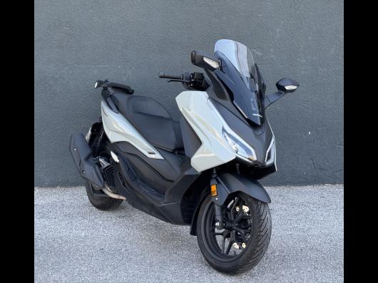 photo-annonce-honda-nss-forza-125_68274cecddbbc051249802.jpg