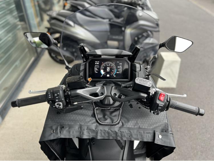 YAMAHA T-MAX 560 TECH MAX