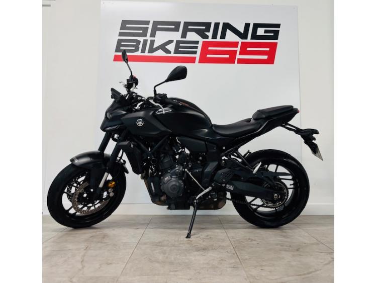 YAMAHA MT-07 (47.5CV)