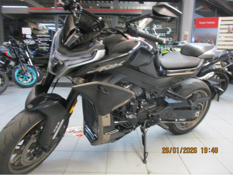 CF MOTO NK 800