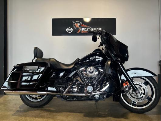 HARLEY-DAVIDSON TOURING STREET GLIDE 1584