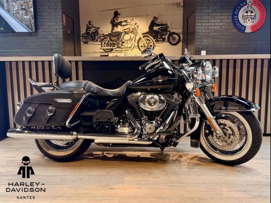 HARLEY-DAVIDSON TOURING ROAD KING 1688 CLASSIC