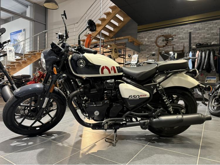 ROYAL ENFIELD SHOTGUN 650