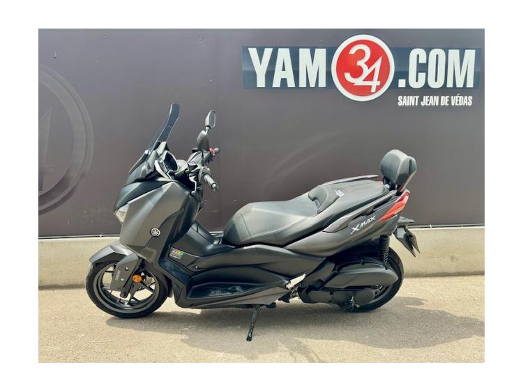YAMAHA XMAX 125