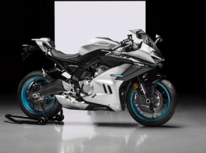 CF MOTO SR 675 R