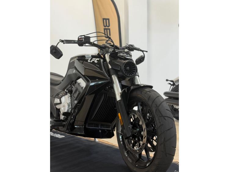 BENDA MOTOR LFC 700