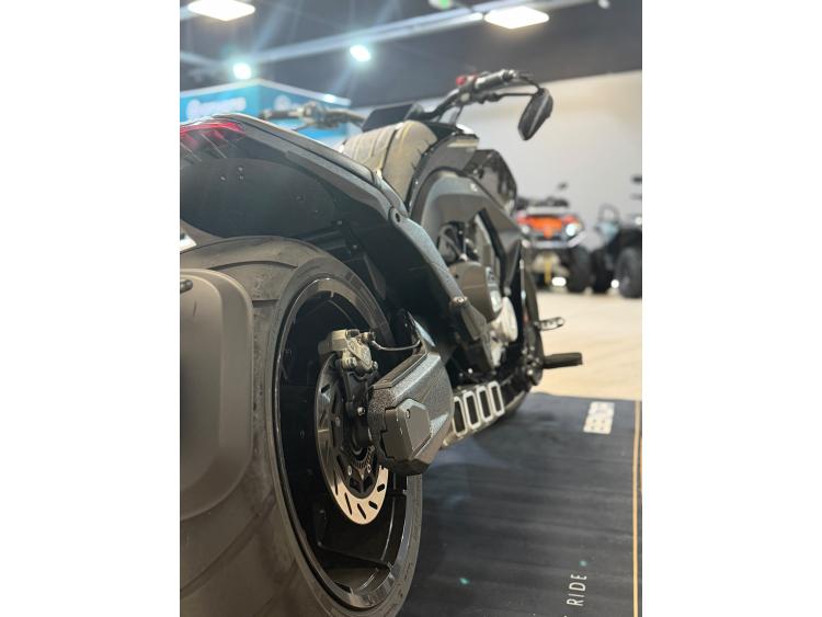 BENDA MOTOR LFC 700