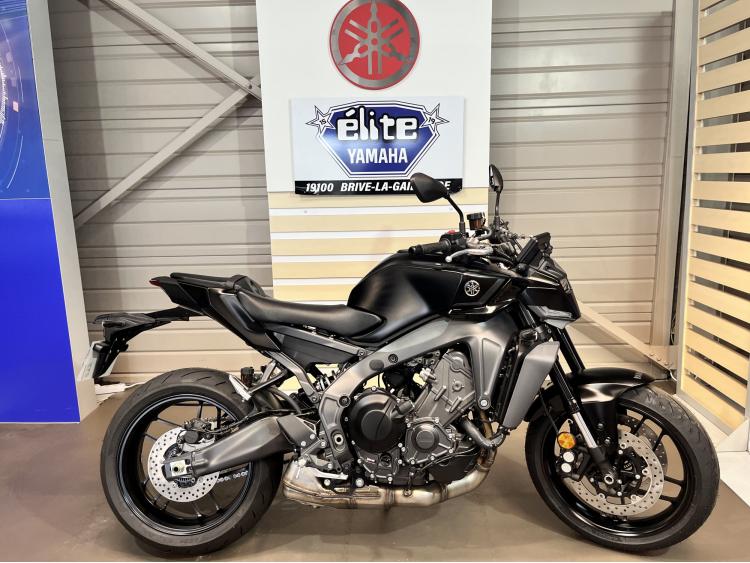 YAMAHA MT-09