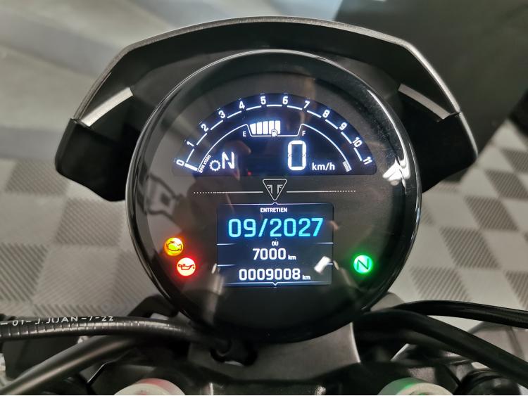 TRIUMPH TRIDENT 660 - 1ERE MAIN - ELIGIBLE A2