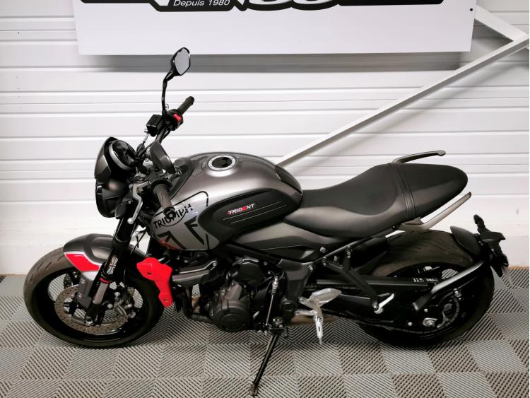 TRIUMPH TRIDENT 660 - 1ERE MAIN - ELIGIBLE A2