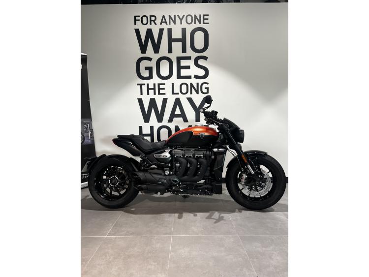 TRIUMPH ROCKET 3 R STORM
