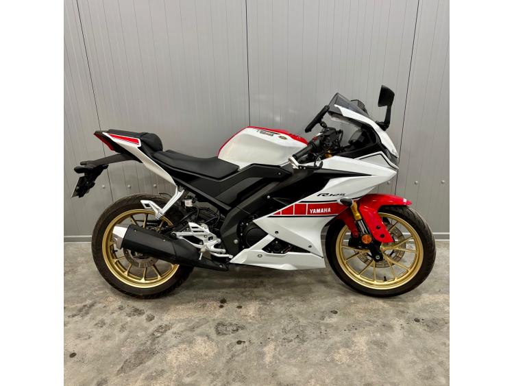 YAMAHA R125 World GP 60th Anniversary