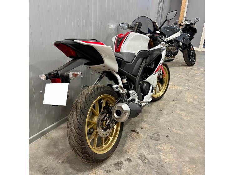 YAMAHA R125 World GP 60th Anniversary