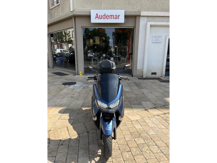 YAMAHA NMAX 125
